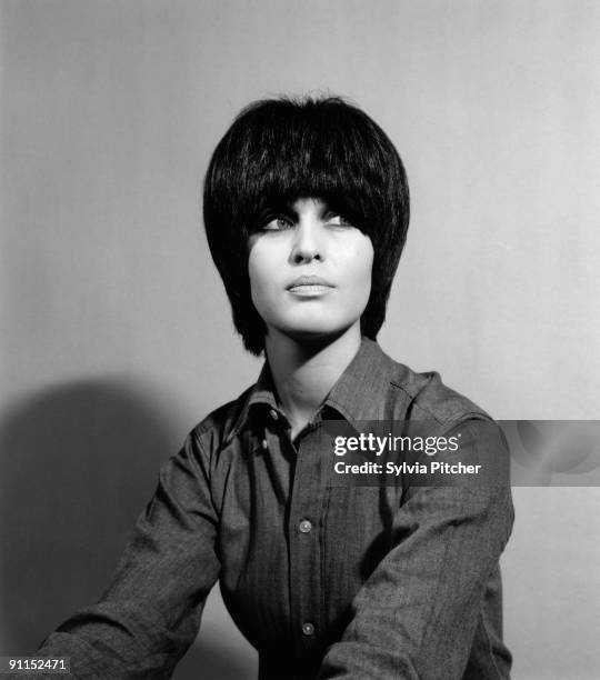 Photo of Julie DRISCOLL; Posed studio portrait of Julie Driscoll