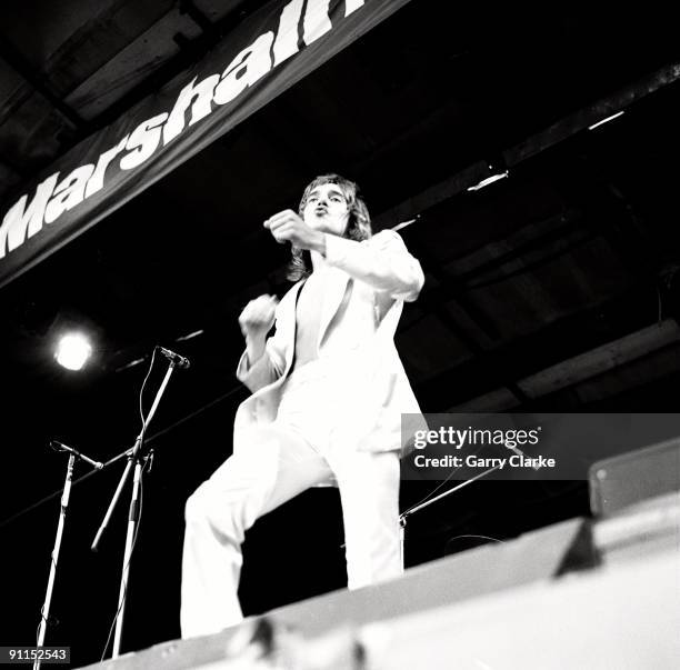 Photo of FACES and Rod STEWART, Rod Stewart performing live onstage