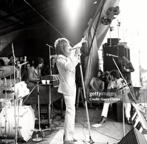 Photo of FACES and Rod STEWART and Ian McLAGAN and Ronnie LANE, L-R: Ian McLagan, Rod Stewart, Ronnie Lane - performing live onstage