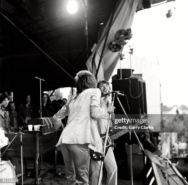 Photo of FACES and Rod STEWART and Ronnie LANE, Rod Stewart and Ronnie Lane performing live onstage