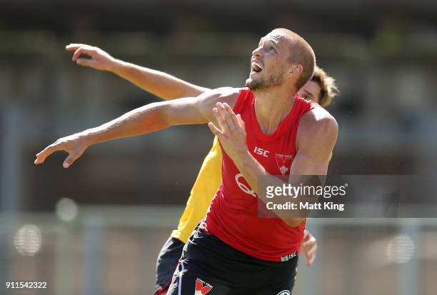 Sam Reid competes for the ball during the Sydney Swans AFL pre-season training session at Lakeside Oval on January 29, 2018 in Sydney, Australia.
