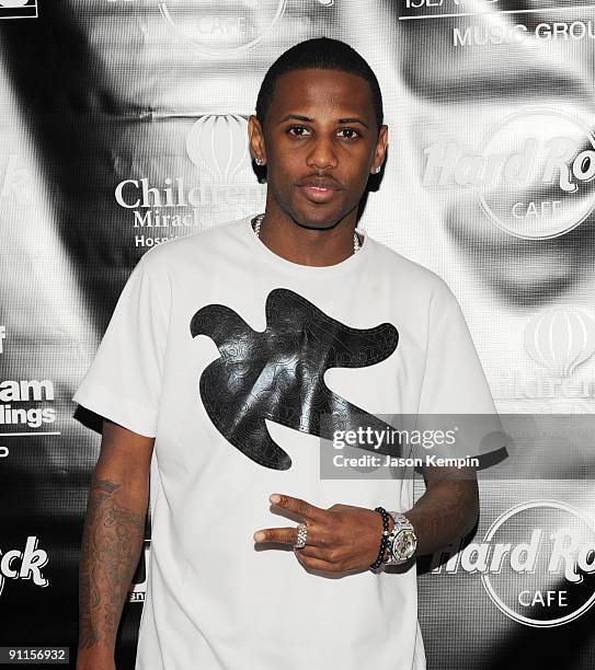 Fabuloso Rapper 40 Miracle (Rapper) Stock Photos, High-Res Pictures, and Images - Getty ...