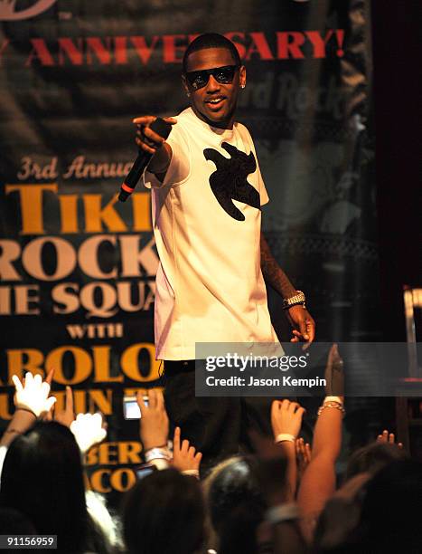 Fabuloso Rapper Miracle (Rapper) Photos and Premium High Res Pictures - Getty Images