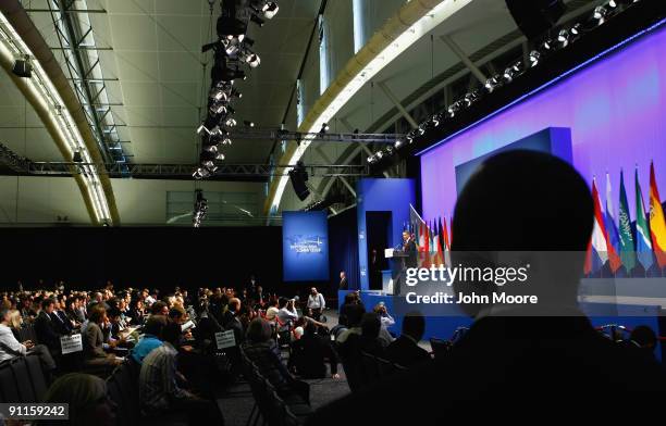 President Barack Obama gives a press conference at the end of the G-20 summit on September 25, 2009 in Pittsburgh, Pennsylvania. Heads of state from...