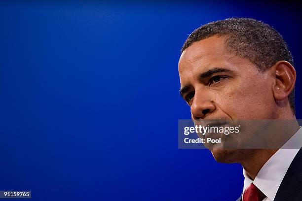 President Barack Obama speaks during a news conference following day two of the G-20 summit September 25, 2009 in Pittsburgh, Pennsylvania. G-20...