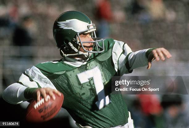 S: Quarterback Ron Jaworski of the Philadelphia Eagles sets up to throw a pass during a early circa 1980's NFL football game at Veterans Stadium in...