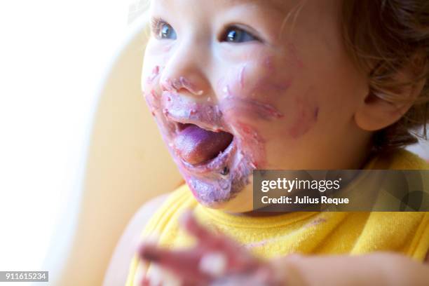 baby's first birthday - cake face imagens e fotografias de stock