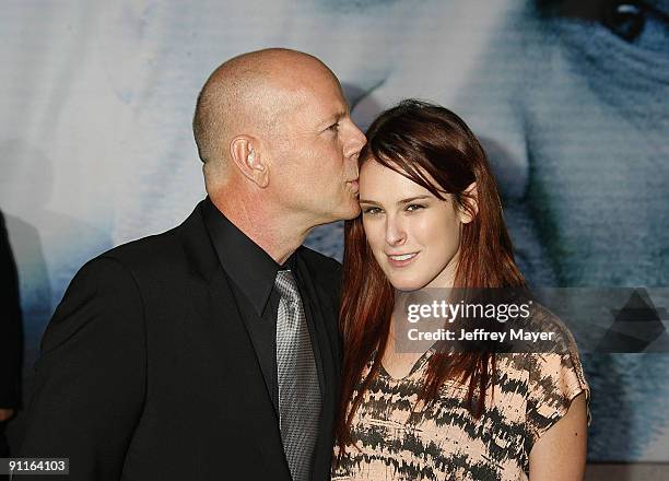 Actors Bruce Willis and Rumer Willis arrive at the Los Angeles premiere of "Surrogates" at the El Capitan Theatre on September 24, 2009 in Hollywood,...