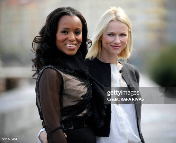 Actress Kerry Washington and British actress Naomi Watts pose on September 26 after the screening of Rodrigo Garcia's film "Mother and Child", during...