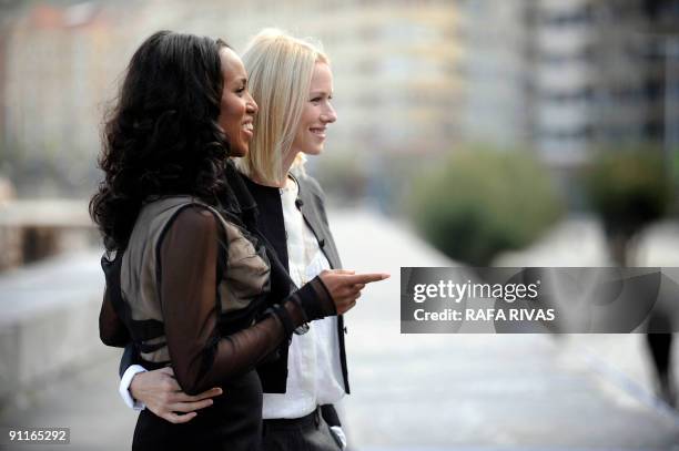 Actress Kerry Washington and British actress Naomi Watts pose on September 26, 2009 after the screening of Rodrigo Garcia's film "Mother and Child",...