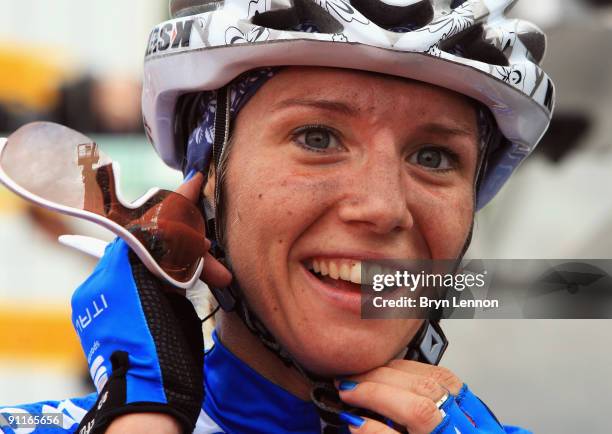 Tatiana Guderzo of Italy smiles after winning the Elite Women's Road Race at the 2009 UCI Road World Championships on September 26, 2009 in...