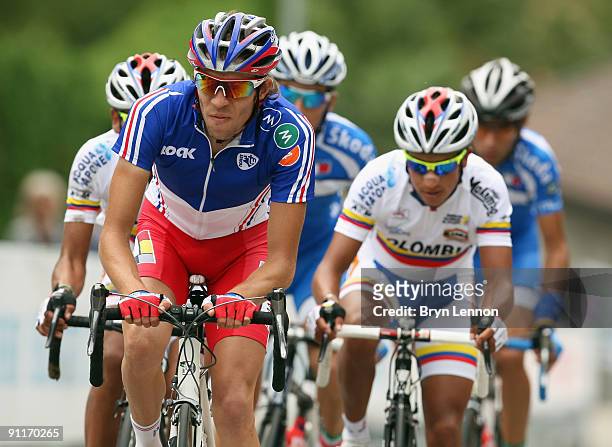 Thibaut Pinot of France in action in the Men's Under 23 Road Race at the 2009 UCI Road World Championships on September 26, 2009 in Mendrisio,...