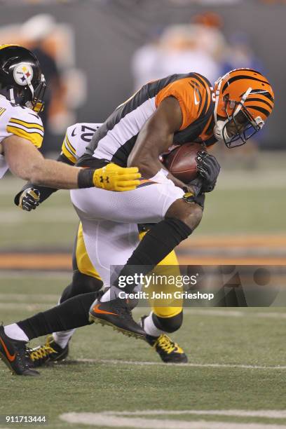 Green of the Cincinnati Bengals runs the football upfield during the game against the Pittsburgh Steelers at Paul Brown Stadium on December 4, 2017...