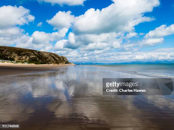 the warren beach near abersoch:wales coast path on the lleyn peninsula - abersoch stock pictures, royalty-free photos & images