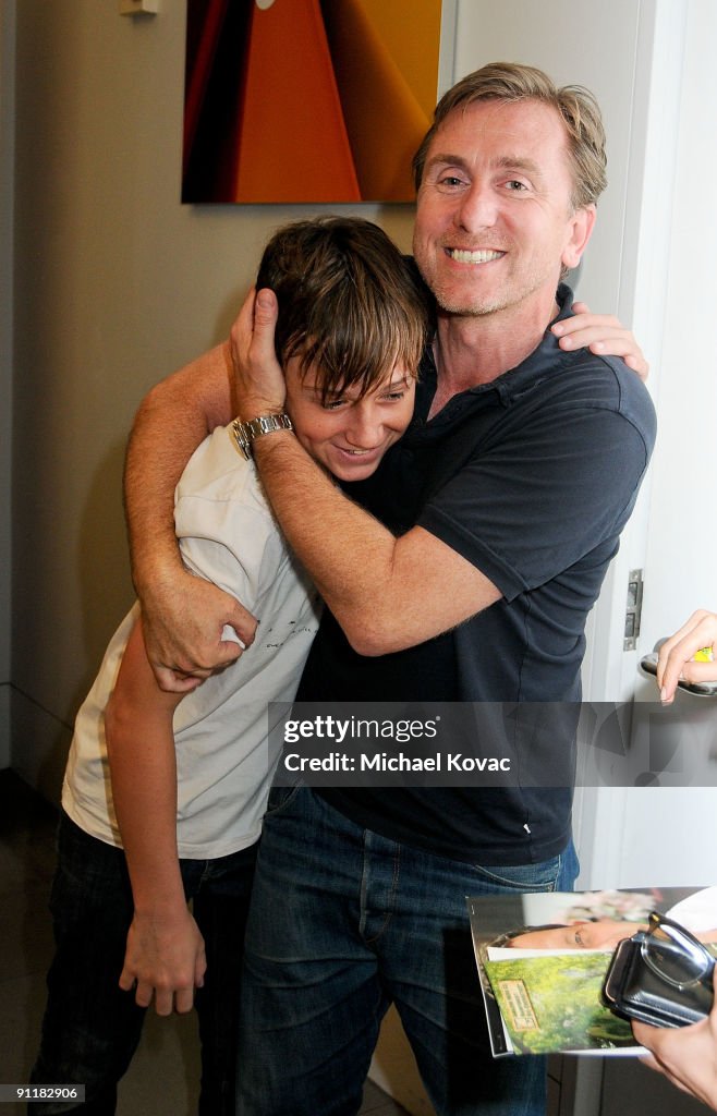 "Lie To Me" Actor Tim Roth Hosts Q&A Panel At Apple Store - Santa Monica, C