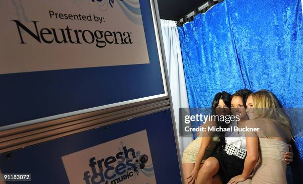 Actress Vanessa Hudgens, actress Susie Castillo and actress Hayden Panettierre attend the Neutrogena Fresh Faces Music Event for VH1 Save the Music...