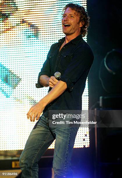 Dierks Bentley performs in support of his Feel That Fire release at Sleep Train Amphitheatre on September 26, 2009 in Wheatland, California.