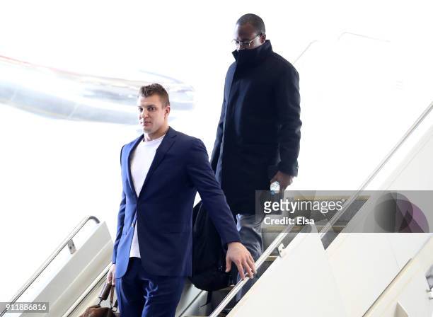 Rob Gronkowski of the New England Patriots arrvies with his teammates for Super Bowl LII on January 29, 2018 at the Minneapolis-St. Paul...