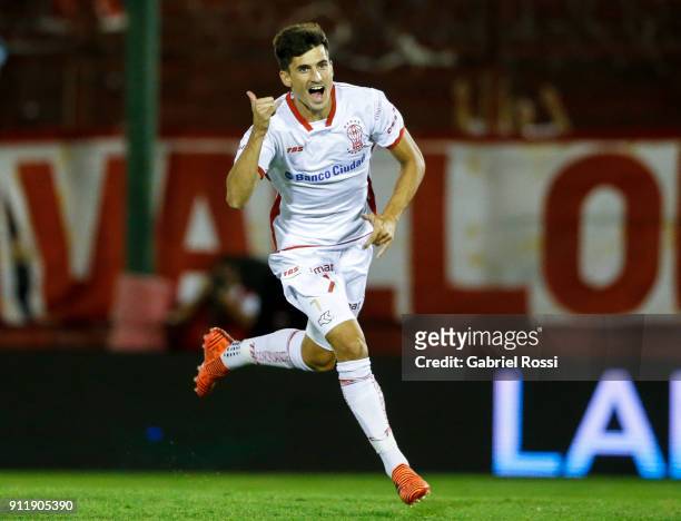 Iganacio Pussetto of Huracan celebrates after scoring the first goal of his team during a match between Huracan and River Plate as part of Torneo...