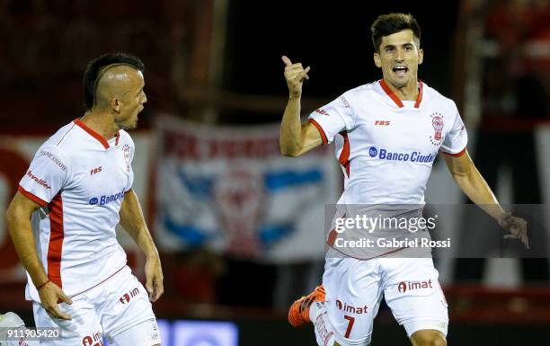 Iganacio Pussetto of Huracan celebrates after scoring the first goal of his team during a match between Huracan and River Plate as part of Torneo...