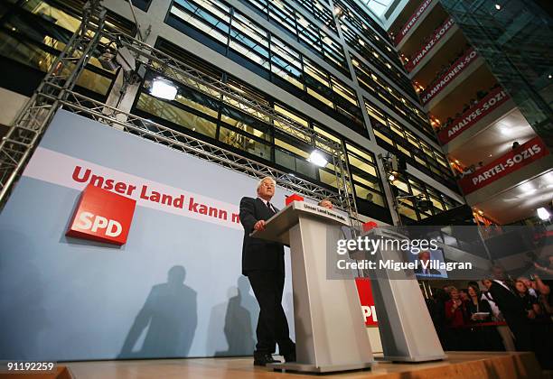 Frank-Walter Steinmeier, candidate of the Social Democratic Party in German Federal Elections, and SPD-Chairman Franz Muentefering, adress the media...