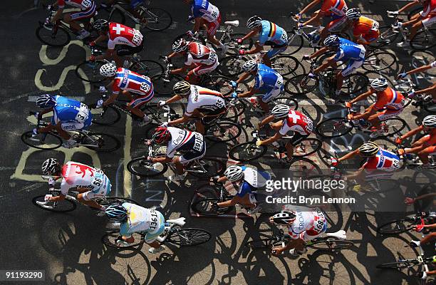 The peloton makes its way through the streets of Mendrisio during the Men's Road Race at the 2009 UCI Road World Championships on September 27, 2009...