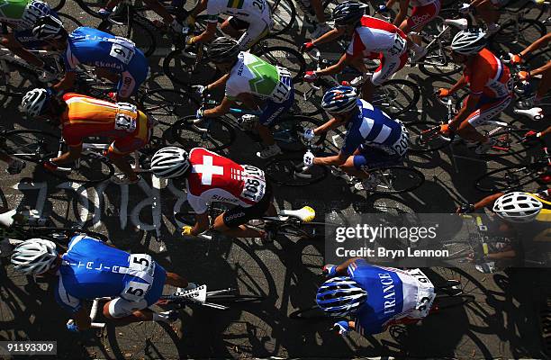 The peloton makes its way through the streets of Mendrisio during the Men's Road Race at the 2009 UCI Road World Championships on September 27, 2009...