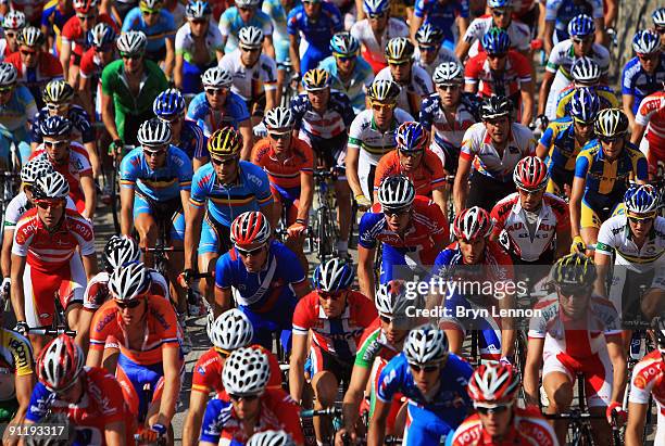 The peloton makes its way through the streets of Mendrisio during the Men's Road Race at the 2009 UCI Road World Championships on September 27, 2009...