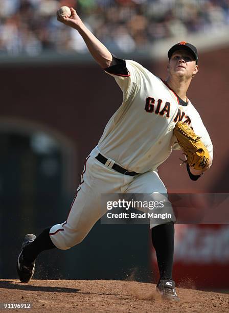 Matt Cain of the San Francisco Giants pitches against the Chicago Cubs during the game at AT&T Park on September 27, 2009 in San Francisco,...