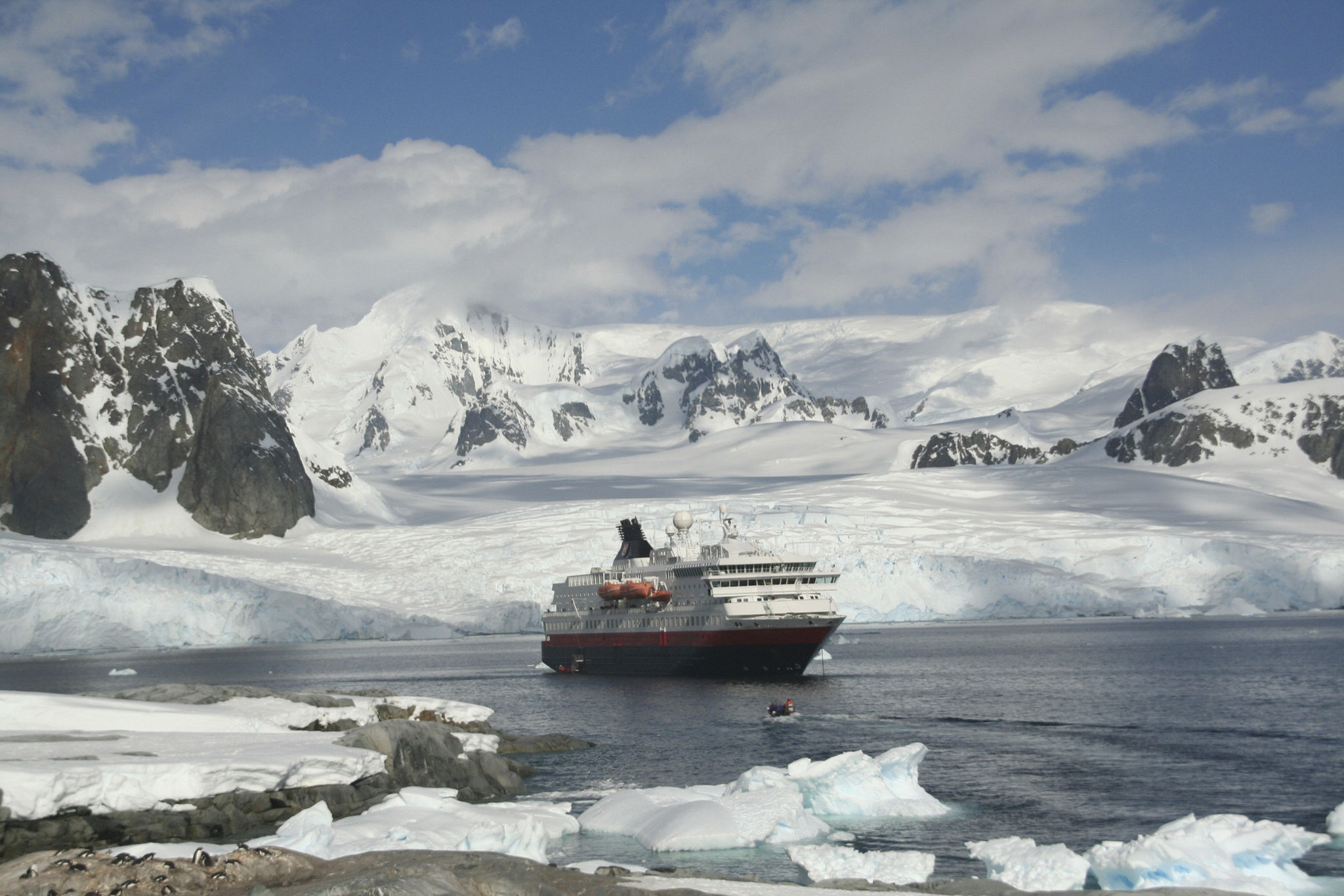 polar cruise