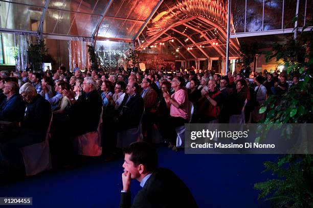 Freedom Party supporters attend at the "Festa Della Liberta": Italian Party Of Freedom Festival on September 26, 2009 in Milan, Italy. Italian Party...