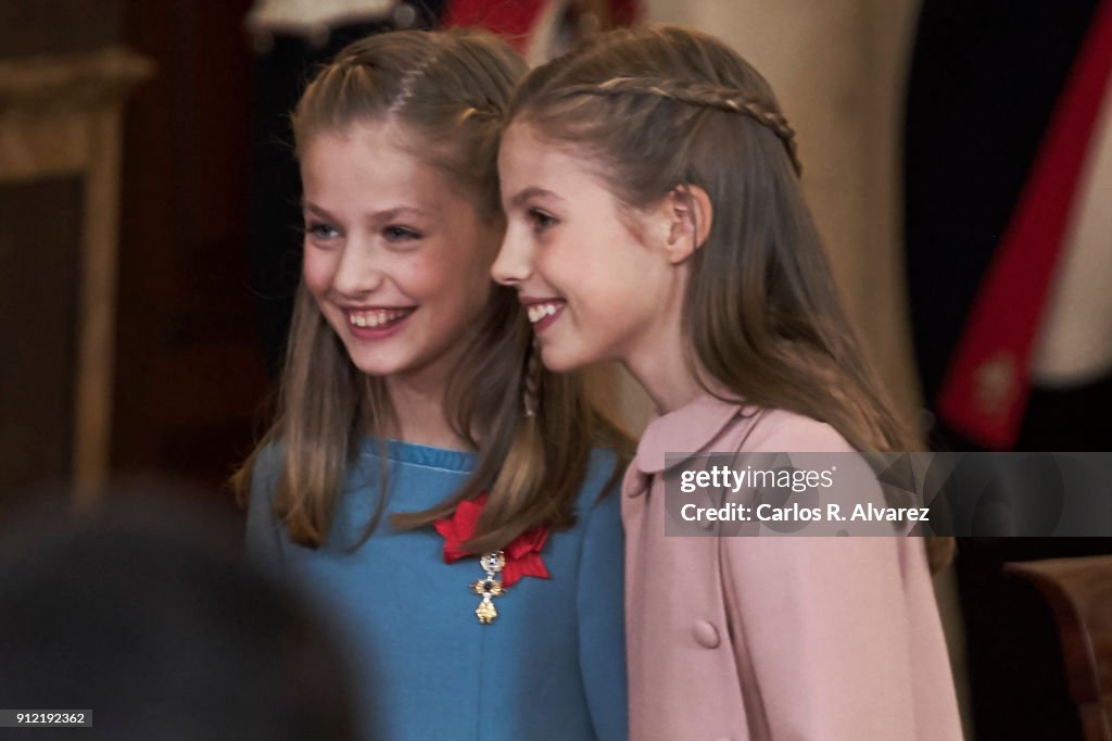 King Felipe of Spain Delivers Collar of The Distinguished 'Toison de Oro' To Princess Leonor