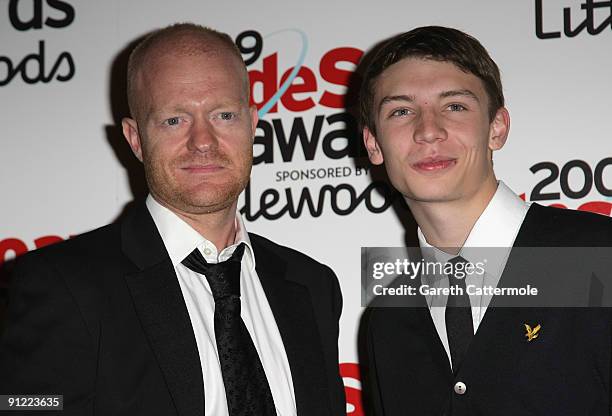 331 Charlie Hawkins Stock Photos High Res Pictures And Images Getty 331-charlie-hawkins-stock-photos-high-res-pictures-and-images-getty