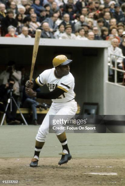 S: Outfielder Roberto Clemente Pittsburgh Pirates at the plate waitiing on the pitch during a MLB baseball game circa early 1970's at Three...