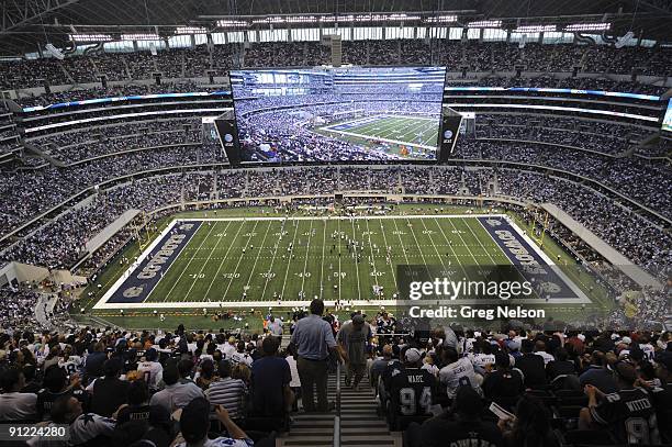 Scenic view of Cowboys Stadium HD scoreboard before Dallas Cowboys vs New York Giants. Arlington, TX 9/20/2009 CREDIT: Greg Nelson