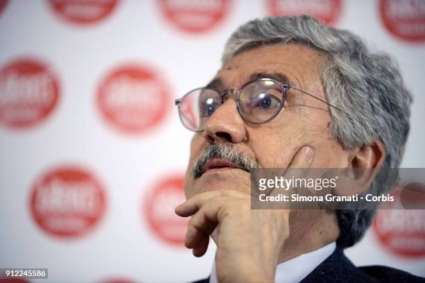 Massimo D' Alema, leader of Liberi e Uguali meets the foreign press on January 30, 2018 in Rome, Italy. The Italian General Election takes place on...