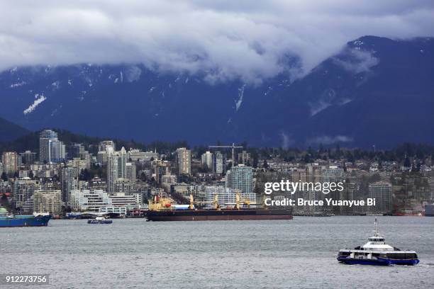 north vancouver - vancouver harbour stock pictures, royalty-free photos & images