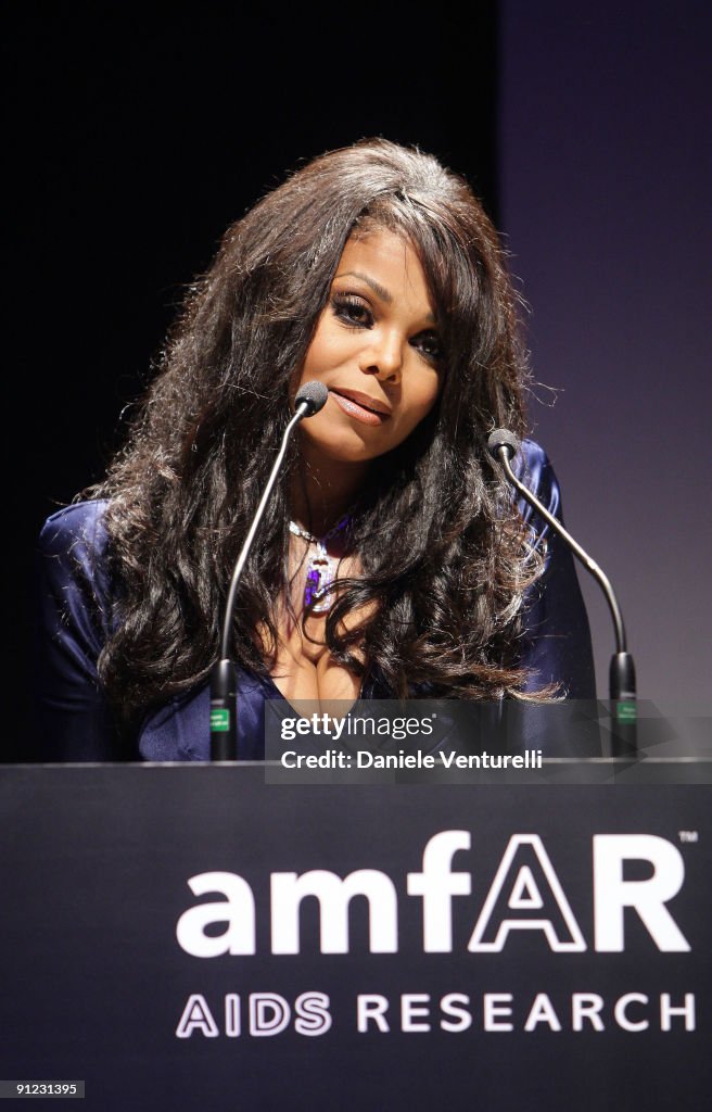 AmfAR's Inaugural Milan Fashion Week Event - Auction And Show