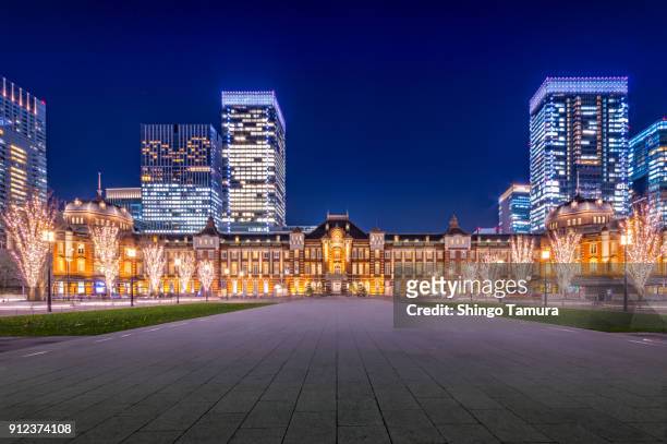 architectures of tokyo station by night - tokyo station stock pictures, royalty-free photos & images
