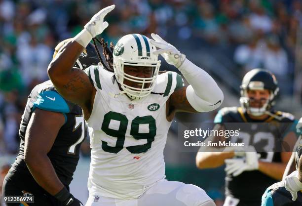 Steve McLendon of the New York Jets in action against the Jacksonville Jaguars on October 1, 2017 at MetLife Stadium in East Rutherford, New Jersey....