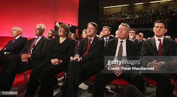 Members of the Cabinet Jack Straw, Alistair Darling, Harriet Harman, Lord Mandelson, Alan Johnson and David Miliband listen to Prime Minister Gordon...