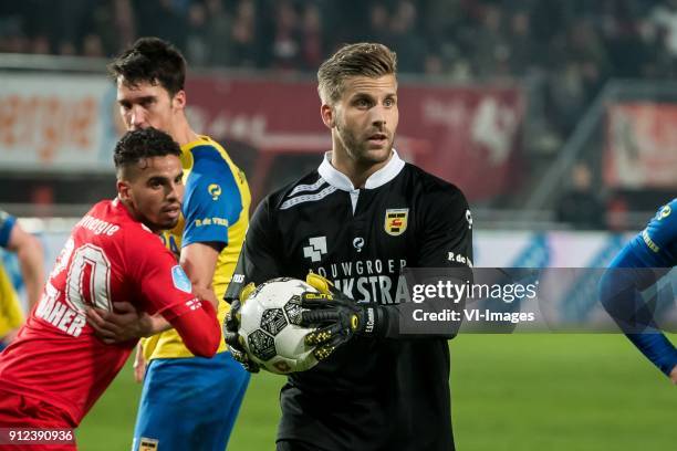 Adam Maher of FC Twente, Mathias Schils of SC Cambuur Leeuwarden, goalkeeper Erik Cummins of SC Cambuur Leeuwarden during the Dutch KNVB quarter...