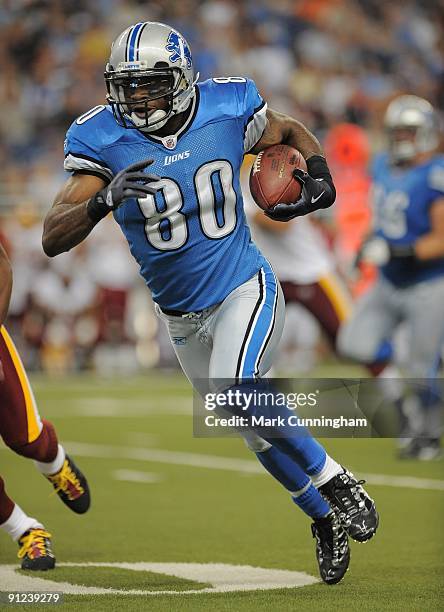 Bryant Johnson of the Detroit Lions runs with the football against the Washington Redskins at Ford Field on September 27, 2009 in Detroit, Michigan....