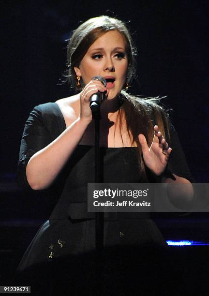 Singer Adele performs onstage during 2009 VH1 Divas at Brooklyn Academy of Music on September 17, 2009 in New York City.