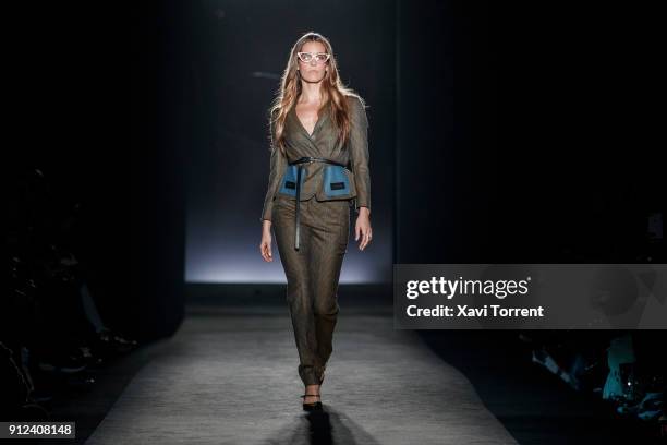 Ona Carbonell walks the runway at the Antonio Miro show during the Barcelona 080 Fashion Week on January 30, 2018 in Barcelona, Spain.