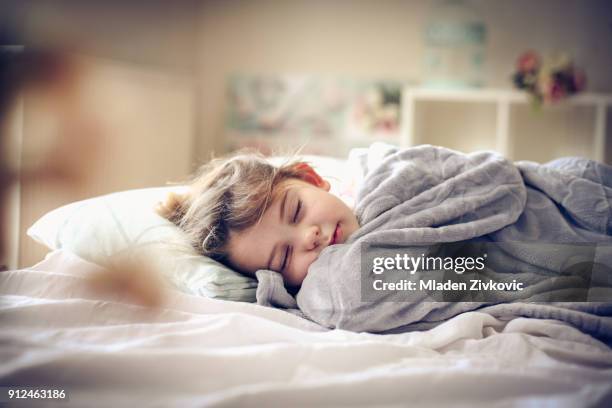 morning in bed. - beds dreaming children stock pictures, royalty-free photos & images