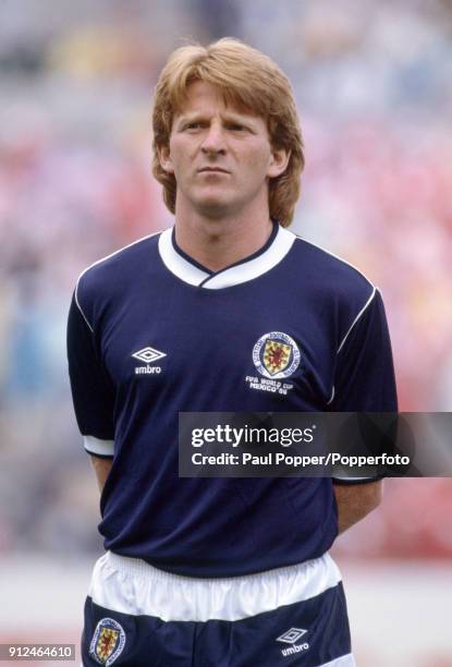 Gordon Strachan lines up for Scotland before the FIFA World Cup match between Scotland and Denmark at the Estadio Neza in Nezahualcoyotl, 4th June...