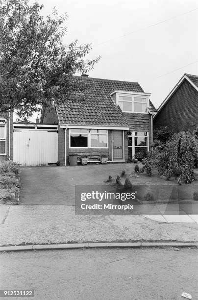 Smallpox Outbreak Birmingham 1978. Janet Parker a British medical photographer became the last person to die from smallpox. She was accidentally...