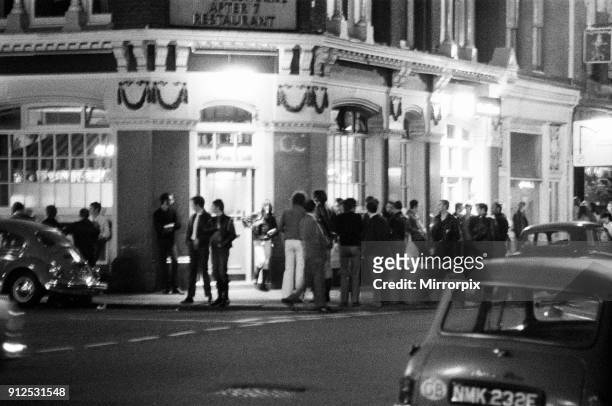 The Coleherne After 7 Restaurant, Coleherne Road, Earls Court, London, SW7, 11th September 1971.