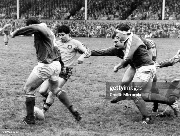 Llanelli v Australia rugby match, during the Australia tour of Britain and Ireland. Llanelli won: Llanelli 19, Australia 16. Llanelli hooker Kerry...